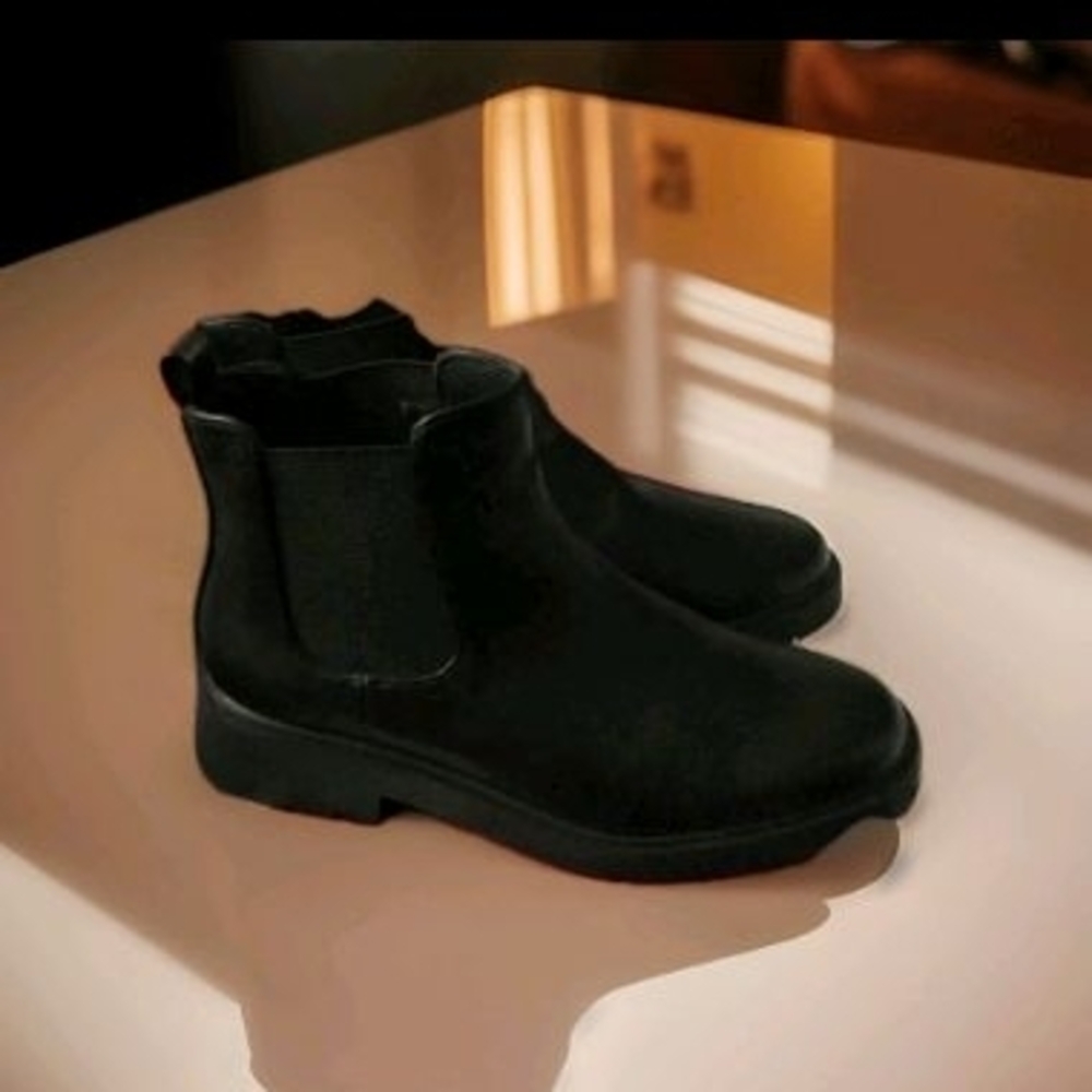 Women’s Black Chelsea Ankle Booties